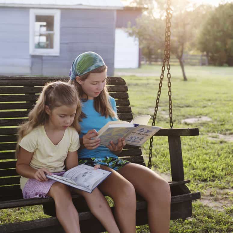 5 Easy Ways to Get and Keep Kids Reading