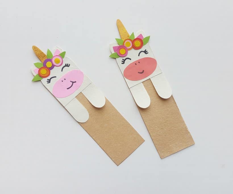DIY Unicorn Bookmarks! Cute and easy kids craft idea! #diy #kidscraft #unicorndiy #unicorn #unicorntheme #unicorncraft