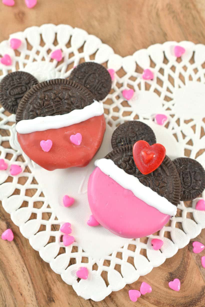 Mickey and Minnie Valentine’s Day Cookies