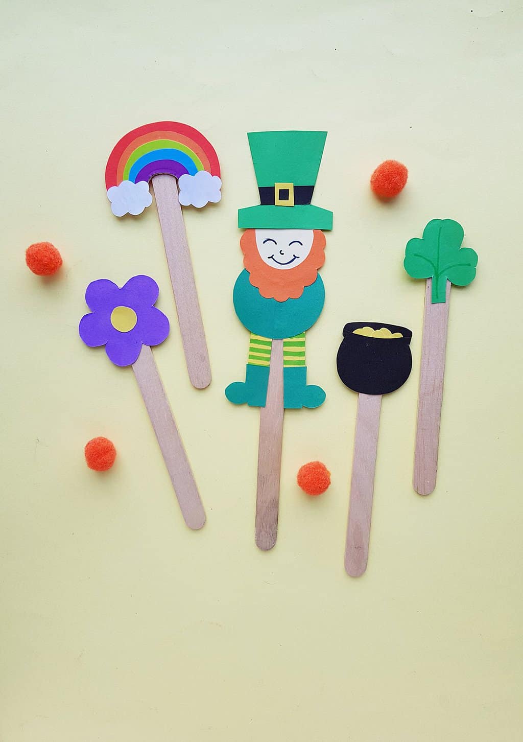Puppet St Patrick’s Day Craft {with Free Template}