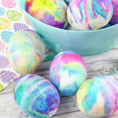 How to Dye Easter Eggs with Cool Whip