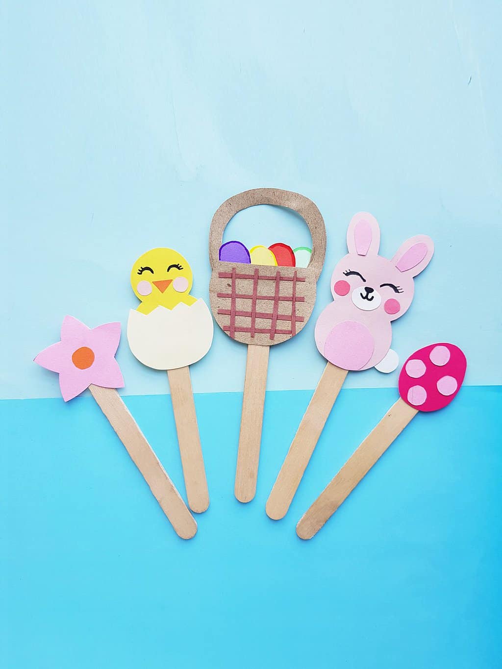 Easter Craft for Kids: Easter Puppets