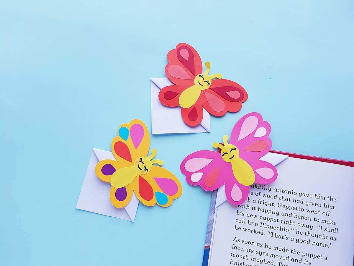 diy-butterfly-bookmark-big-family-blessings