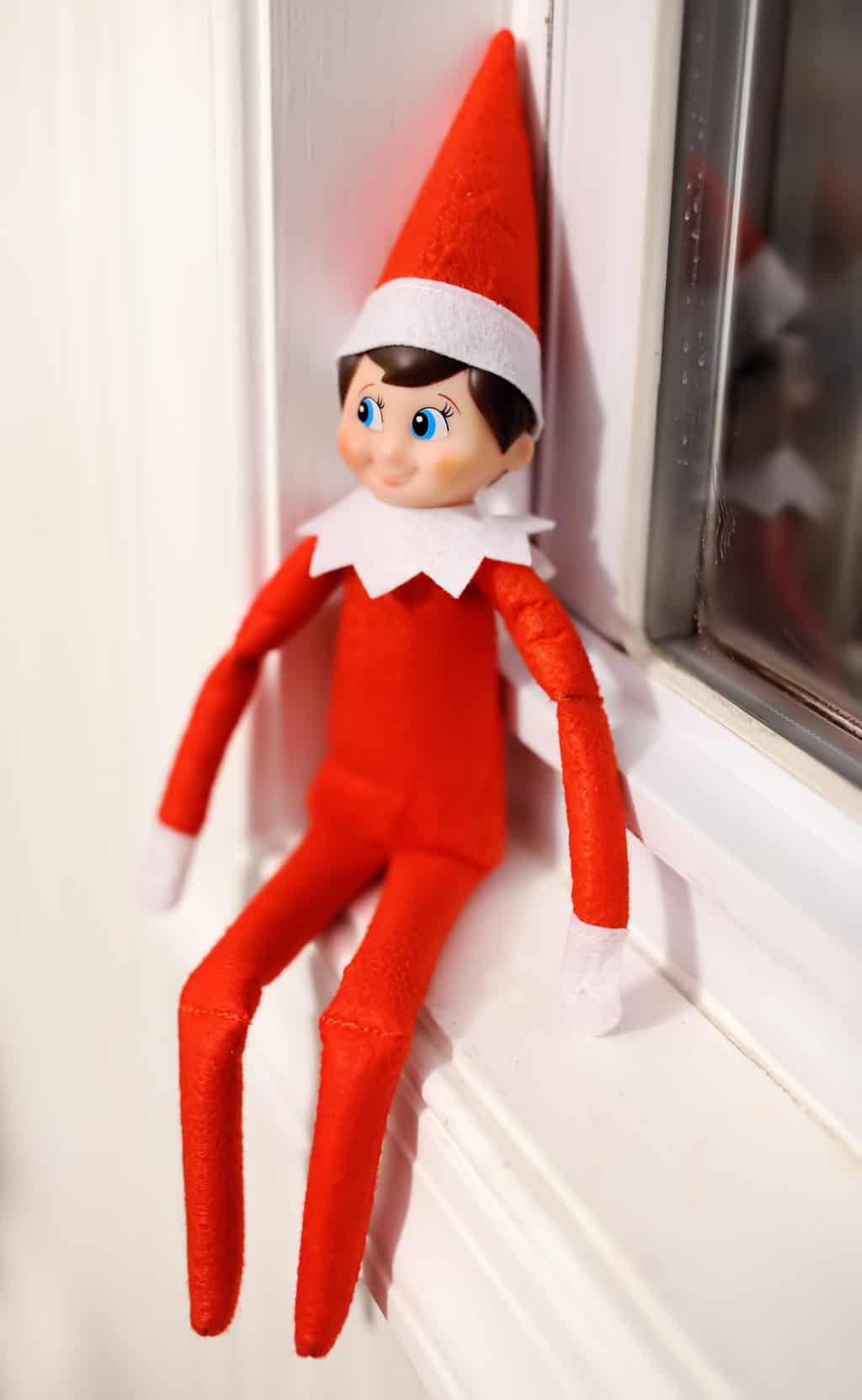 5 Fun Elf on the Shelf Tricks for Forgetful Parents