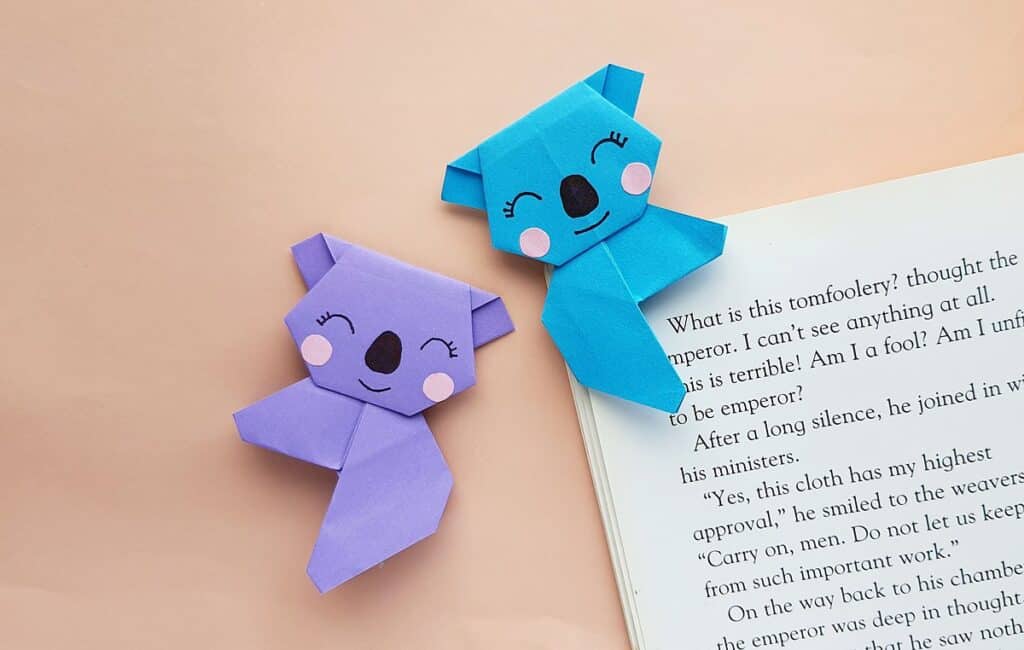how to make an origami koala bookmark