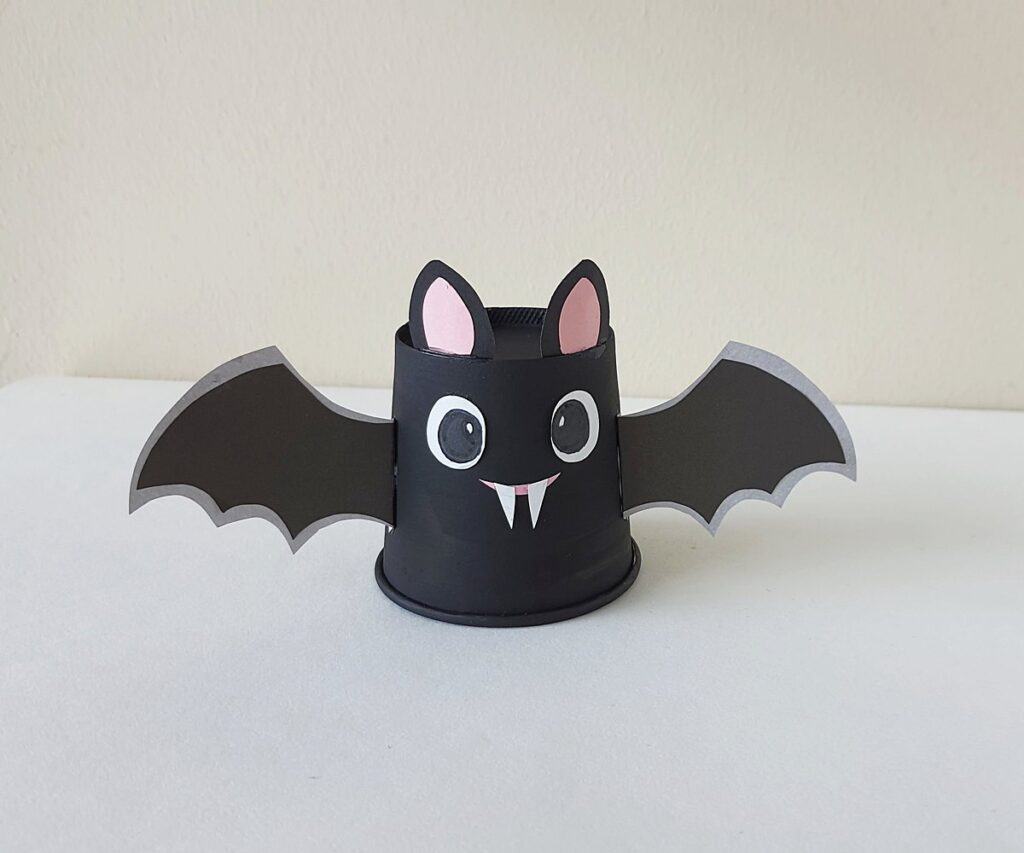 Paper Cup Halloween Bat 