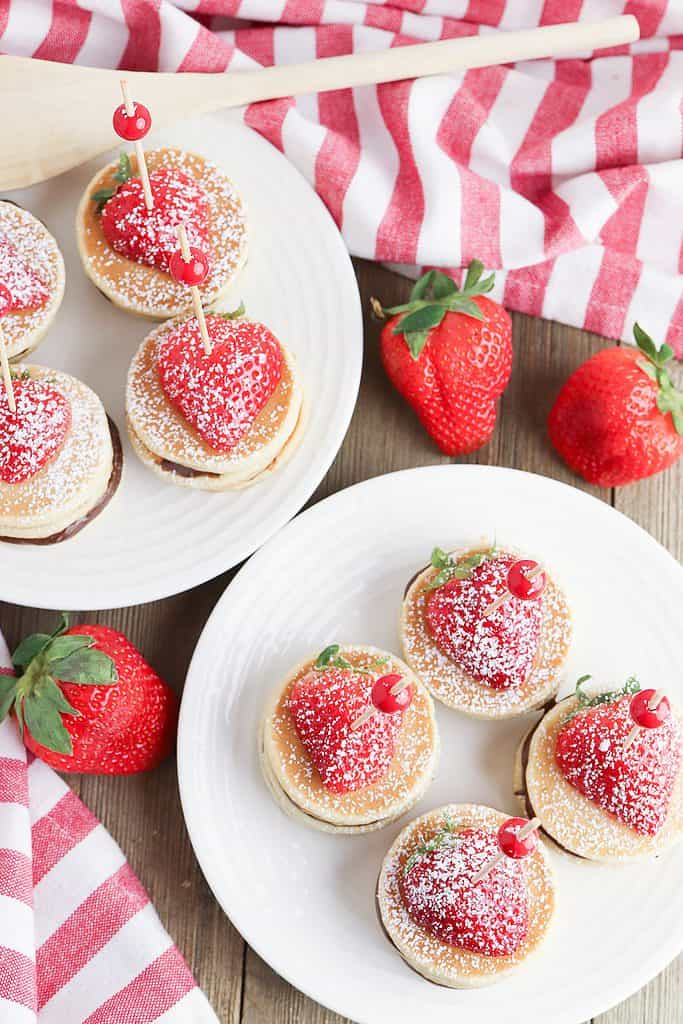 strawberry nutella pankcakes