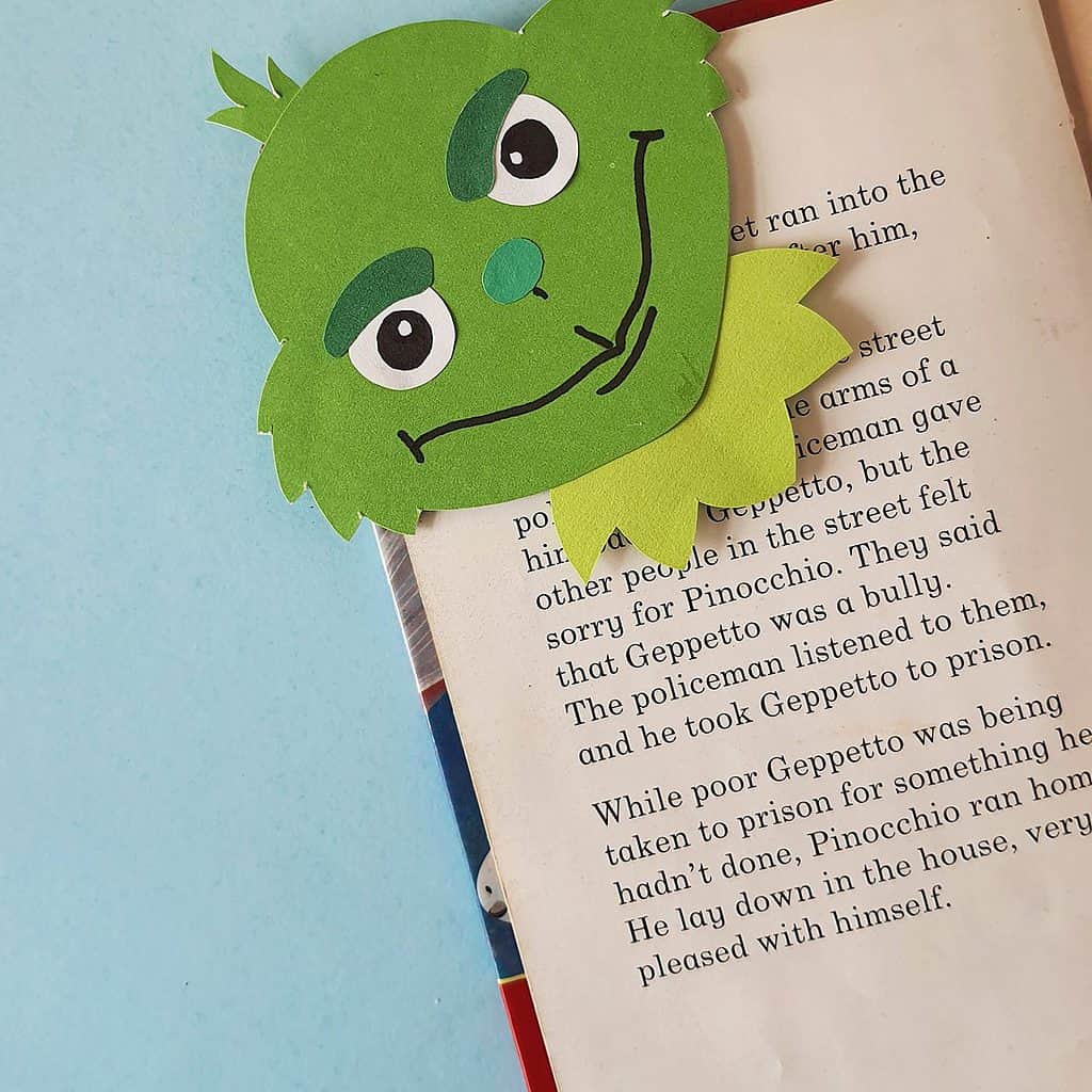 Grinch Craft – Dr. Seuss Bookmark