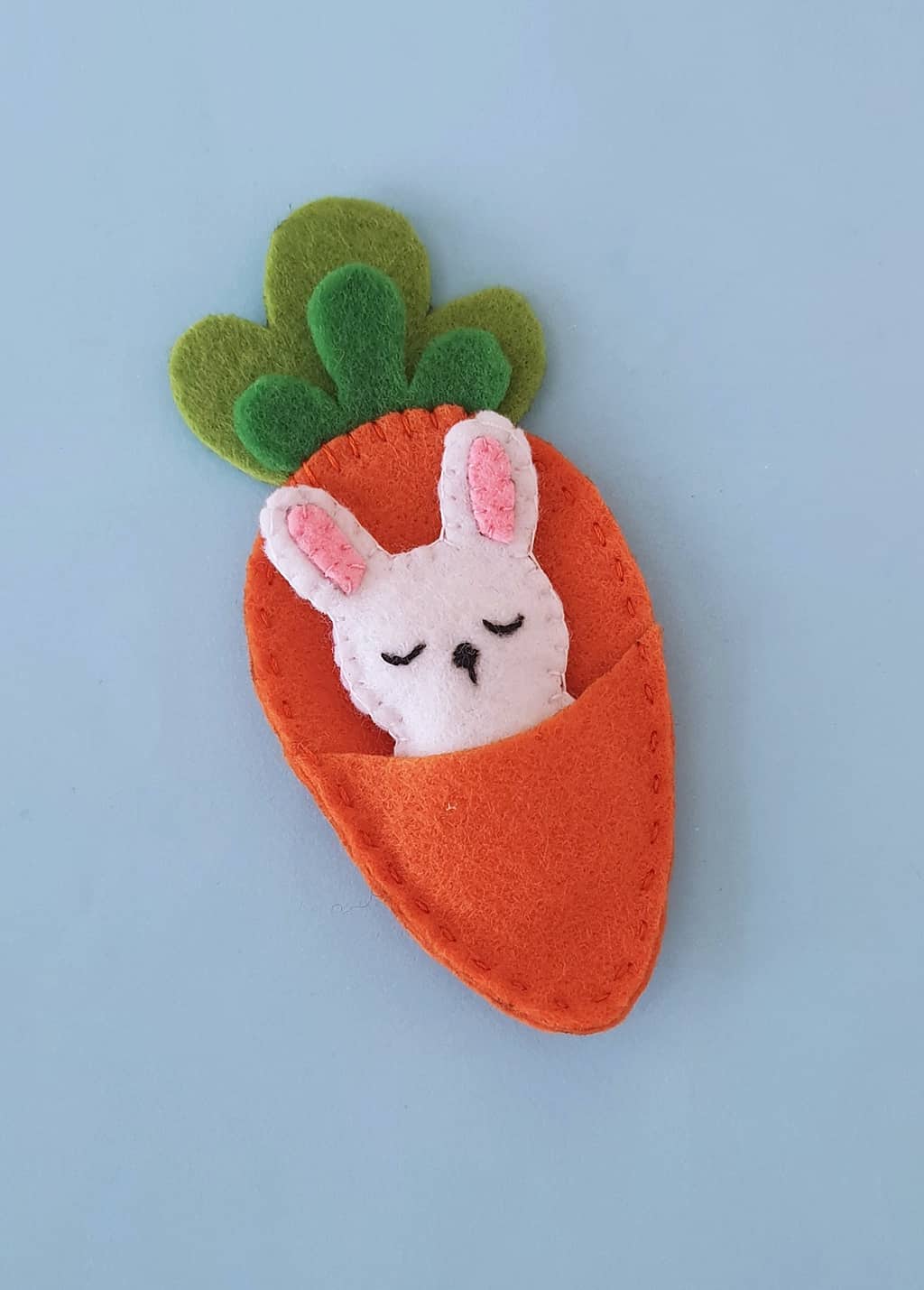 felt bunny carrot