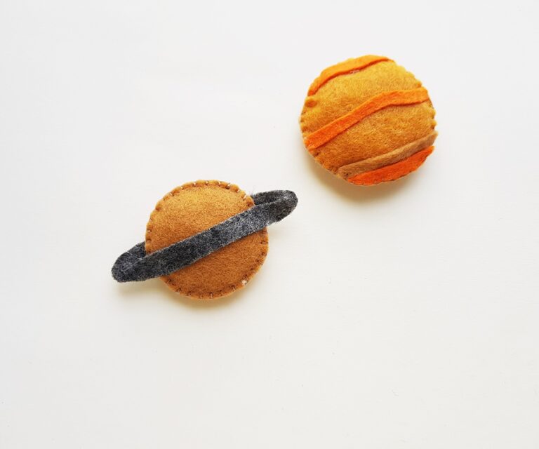 DIY Felt Planets Craft with Free Printable Pattern - Big Family Blessings