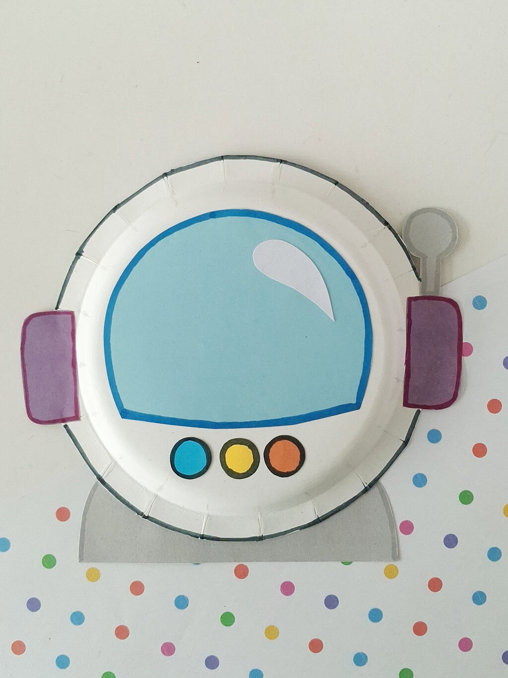 Paper Plate Astronaut Helmet Craft