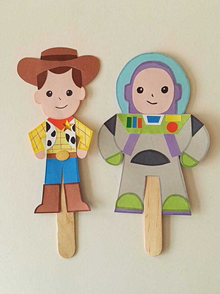Toy Story Craft – Woody Puppet
