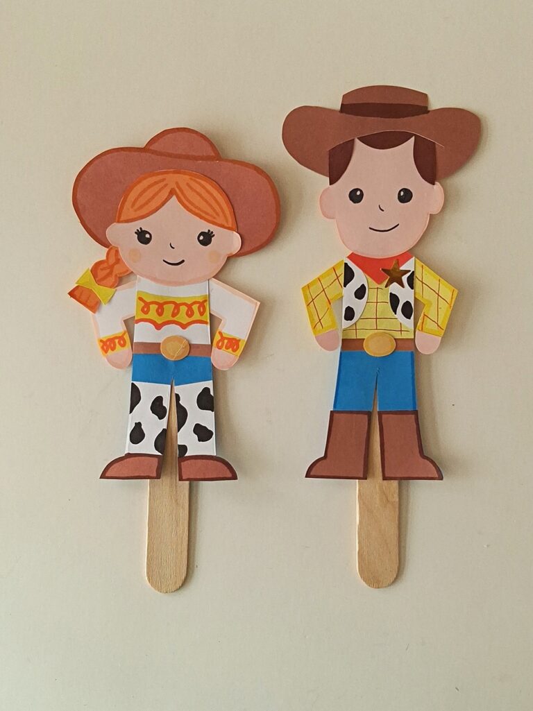 Toy Story Craft – Jessie Puppet
